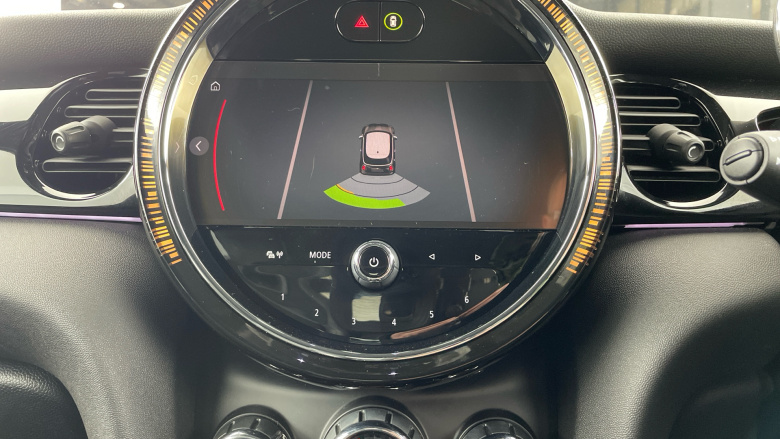 MINI Hatchback 1.5 Cooper Sport Premium 3dr Auto Petrol Hatchback